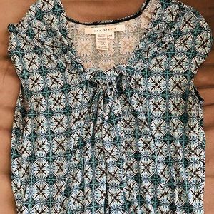 Max Studio XS geometric pattern blouse